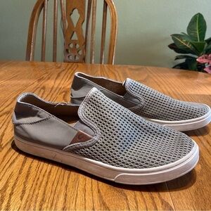 OluKai Pehuea Shoes Size 8.5